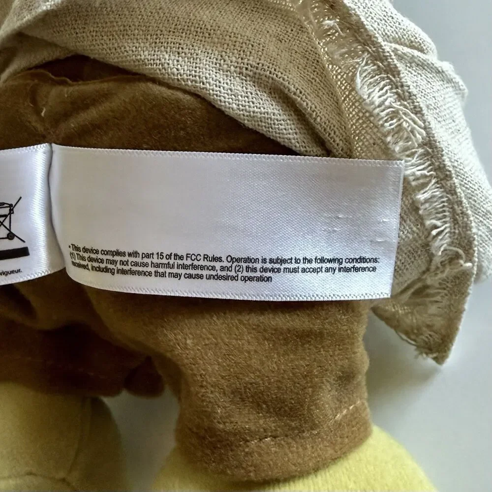 Disney Star Wars Yoda Felt with Linen Jacket Stuffed Animal 9 Inches Tall - READ